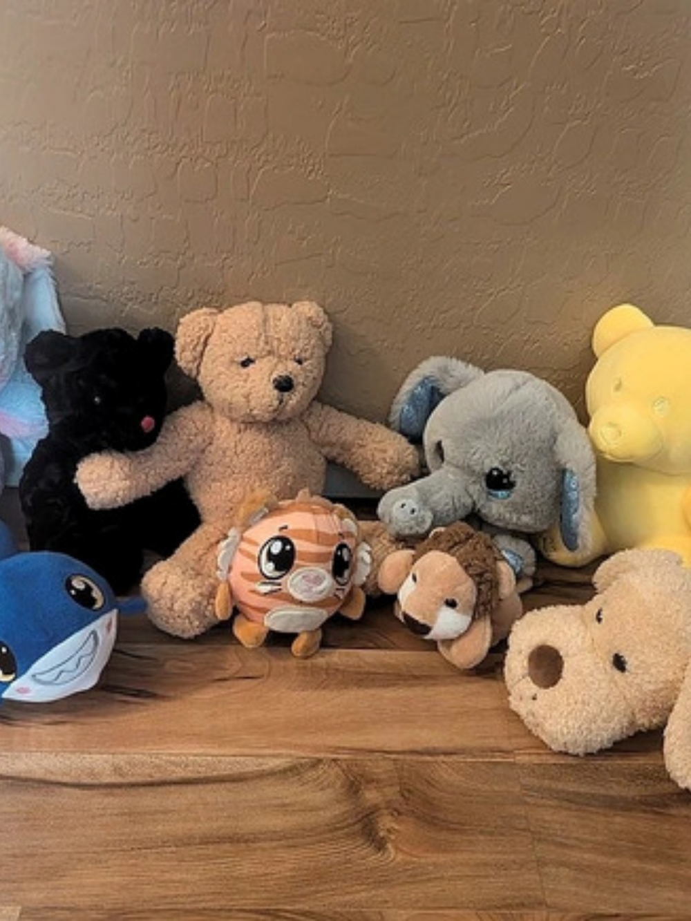 Plushie Lot (9 Items) – Teddy Bears, Bunny, Elephant, Dog, Shark & More!